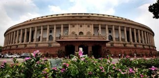 പാർലമെന്റ് ശൈത്യകാല സമ്മേളനം കേന്ദ്ര സർക്കാർ ഒഴിവാക്കി. കോവിഡിന്റെ പശ്ചാത്തലത്തിലാണ് നടപടി.