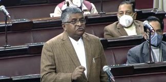 സമൂഹ മാധ്യമങ്ങൾ ദുരുപയോഗം നടത്തിയാൽ കർശന നടപടി സ്വീകരിക്കേണ്ടിവരുമെന്ന് കേന്ദ്ര മന്ത്രി രവിശങ്കർ പ്രസാദ് .