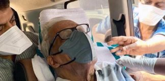 വി എസ് അച്യുതാനന്ദൻ രണ്ടാം ഡോസ് കൊവിഡ് വാക്‌സിൻ സ്വീകരിച്ചു.