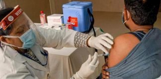 കോവിഡ് വർദ്ധിക്കുന്ന സാഹചര്യത്തിൽ സംസ്ഥാനത്ത് കൂടുതൽ നിയന്ത്രണങ്ങൾ