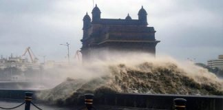 മഹാമാരിയില് ആടിയുലഞ്ഞു മുംബൈ നഗരം ; ചുഴലിക്കാറ്റില് 6 മരണം ചുഴലിക്കാറ്റില് 6 മരണം