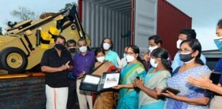 സർഫ് റെയിക്കർ ; കൊല്ലം ബീച്ച് ശുചീകരിക്കുന്നതിന് ബീച്ച് ക്ലീനിങ് മെഷീൻ എത്തി സർഫ് റെയിക്കർ