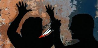 വാഹനത്തിന്റെ ലൈറ്റ് ഡിം ആക്കുന്നതുമായുള്ള തർക്കം