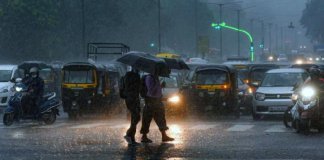 കിഴക്കന് മേഖലയില് കനത്ത മഴ ; ആറുകളും തോടുകളും കരകവിഞ്ഞു കിഴക്കന് മേഖലയില് കനത്ത മഴ ; ആറുകളും തോടുകളും കരകവിഞ്ഞു