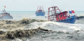 മത്സ്യത്തൊഴിലാളികൾ കടലിൽ പോകരുത് ; ശക്തമായ കാറ്റിനും മോശം കാലാവസ്ഥക്കും സാധ്യത