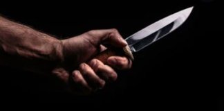 വാഹനത്തിന് സൈഡ് കൊടുത്തില്ല; യുവാവിന് കുത്തേറ്റു വാഹനത്തിന് സൈഡ് കൊടുക്കാത്തതിനെച്ചൊല്ലി തര്ക്കം