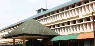 കാറിനുള്ളിൽ യുവാവ് പൊള്ളലേറ്റ് മരിച്ചനിലയിൽ; കോട്ടയം മെഡിക്കൽ കോളജ് അങ്കണത്തിൽ കാറിനുള്ളിൽ യുവാവ് പൊള്ളലേറ്റ് മരിച്ചനിലയിൽ