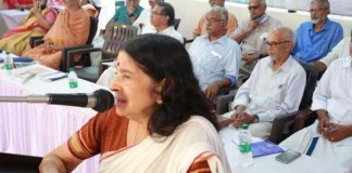 ഗുരുവെന്ന പദത്തിനും വ്യക്തിപ്രഭാവത്തിനും മഹനീയ സ്ഥാനം