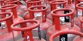 പാചകവാതക വാണിജ്യ സിലിണ്ടറിൻ്റെ വില കുറച്ചു