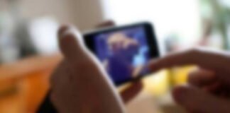 കുട്ടികളുടെ നഗ്‌നചിത്രങ്ങളും ദൃശ്യങ്ങളും കൈമാറ്റം