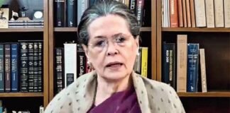 നഹ്‌റു കുടുംബാംഗമല്ലാത്ത ഒരാൾ അധ്യക്ഷനാകട്ടെ സോണിയാ ഗാന്ധി