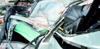 കൊല്ലംബൈപ്പാസിൽ വാഹനാപകടത്തിൽ രണ്ട് മരണം; കാവനാട് മുക്കാട് പാലത്തിന് സമീപം കൊല്ലംബൈപ്പാസിൽ വാഹനാപകടത്തിൽ രണ്ട് മരണം