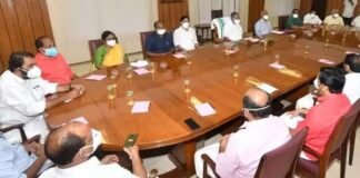 വിസി നിയമനം; ഗവർണ്ണറുടെ അധികാരം വെട്ടാനുള്ള ബില്ലിന് മന്ത്രിസഭാ അംഗീകാരം ഗവർണ്ണറുടെ അധികാരം വെട്ടാനുള്ള ബില്ലിന് മന്ത്രിസഭാ അംഗീകാരം