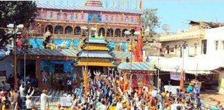 ക്ഷേത്രത്തിൽ തിക്കിലും തിരക്കിലും പെട്ട് മൂന്ന് മരണം