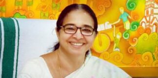 ഒടുവിൽ തെറ്റ് മനസിലായി; ബാലഗോകുലം പരിപാടിയിൽ പങ്കെടുത്തത് പിശകെന്ന് കോഴിക്കോട് മേയർ ബാലഗോകുലം പരിപാടിയിൽ പങ്കെടുത്തത് പിശകെന്ന് കോഴിക്കോട് മേയർ