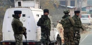 ജമ്മുകശ്മീരില് വീണ്ടും ഭീകരാക്രമണം; പ്രദേശവാസി കൊല്ലപ്പെട്ടു:ഒരാള്ക്ക് പരിക്കേറ്റു ജമ്മുകശ്മീരില് വീണ്ടും ഭീകരാക്രമണം