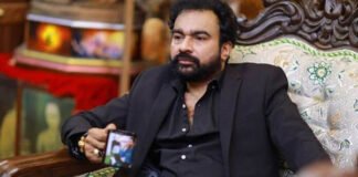 ഡിഐജിയുടെ വാഹനം മോൻസൺ മാവുങ്കലിന്