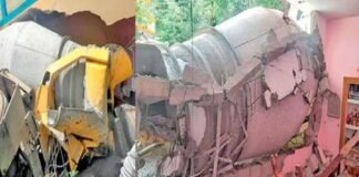 ലോറി പാഞ്ഞുകയറി വീട് തകര്ന്ന സംഭവം; എം.എൽ.എ ഇടപെടലിൽ നഷ്ട പരിഹാരം നൽകാമെന്ന് ലോറി ഉടമ ലോറി പാഞ്ഞുകയറി വീട് തകര്ന്ന സംഭവം