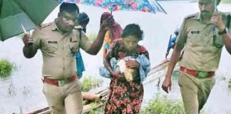 വനമധ്യത്തില്‍ പോയി ഗര്‍ഭിണികളെ രക്ഷിച്ചു