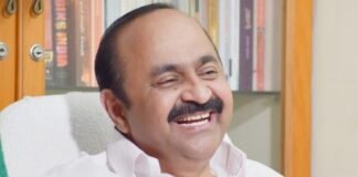 സിനിമാ പരസ്യ വിവാദം; സിപിഎമ്മിനെതിരെ പ്രതിപക്ഷ നേതാവ് വി.ഡി സതീശന് സിപിഎമ്മിനെതിരെ പ്രതിപക്ഷ നേതാവ് വി.ഡി സതീശന്